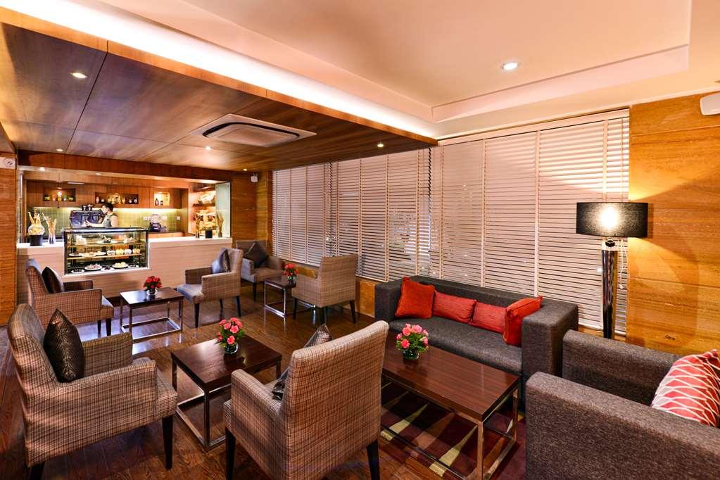 ควอลิตี้ อินน์ คุรคาออน คูร์เคาน์ ร้านอาหาร รูปภาพ